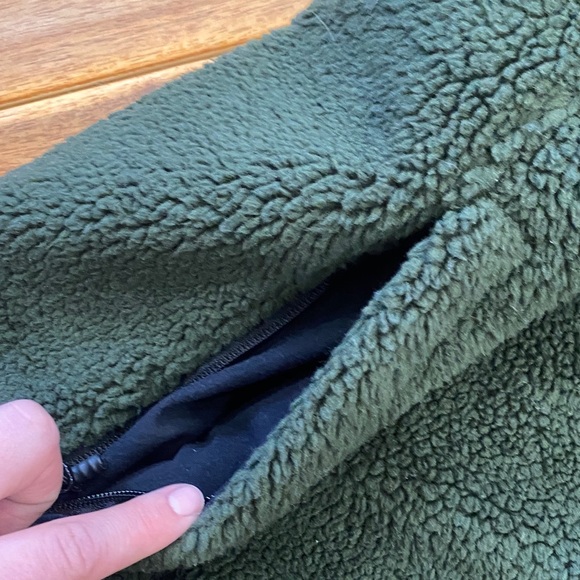 Iceburg Fleece Full-Zip Vest - Dark Green - Picture 9 of 13